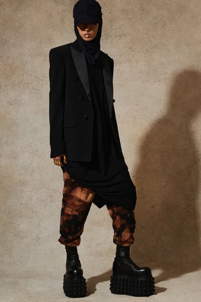 Look 14
